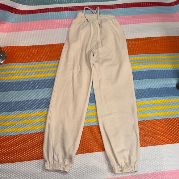 H&M Beige Sweatpants Women’s Size X-Small - Picture 2 of 3